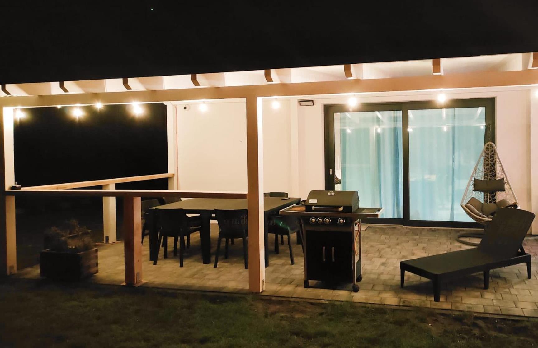 Villa Dom Nad Morzem Z Jacuzzi 10 Osob Morze Przygod Mieroszyno Exterior foto